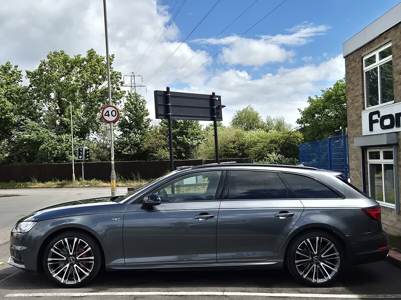 Audi 3.0 TFSI V6 Estate 5dr Petrol Tiptronic quattro Euro 6 (s/s) (354 ps)