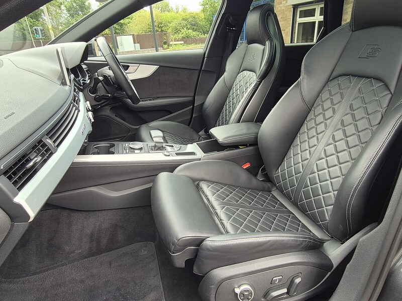 Audi 3.0 TFSI V6 Estate 5dr Petrol Tiptronic quattro Euro 6 (s/s) (354 ps)