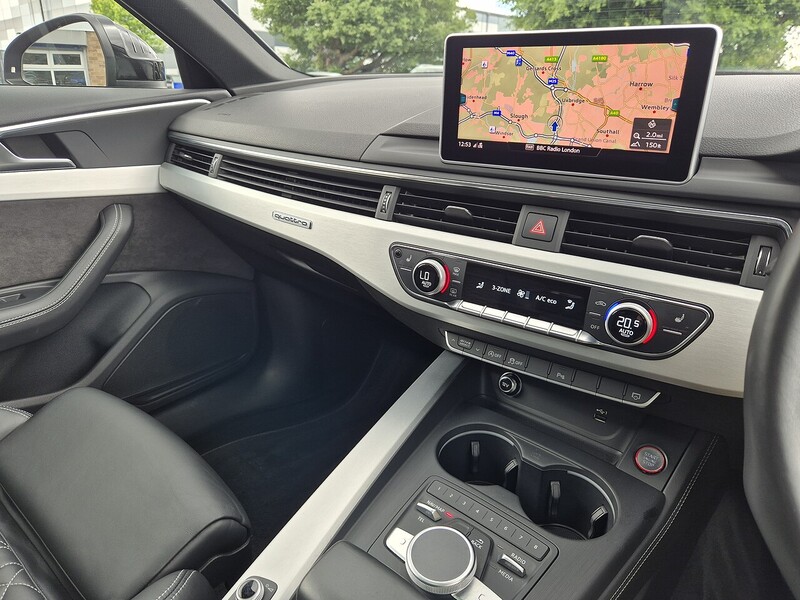 Audi 3.0 TFSI V6 Estate 5dr Petrol Tiptronic quattro Euro 6 (s/s) (354 ps)