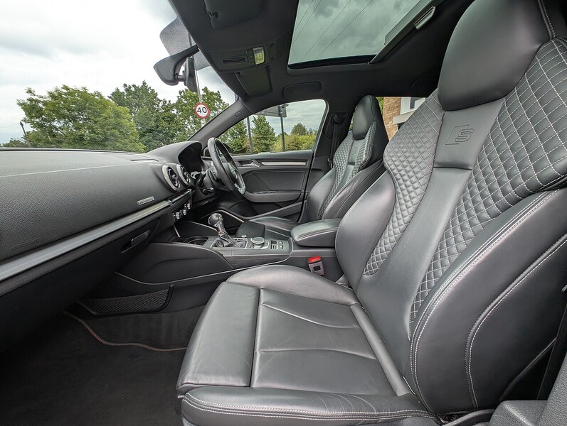 Audi 2.0 TFSI Black Edition Sportback 5dr Petrol S Tronic quattro Euro 6 (s/s) (310 ps)