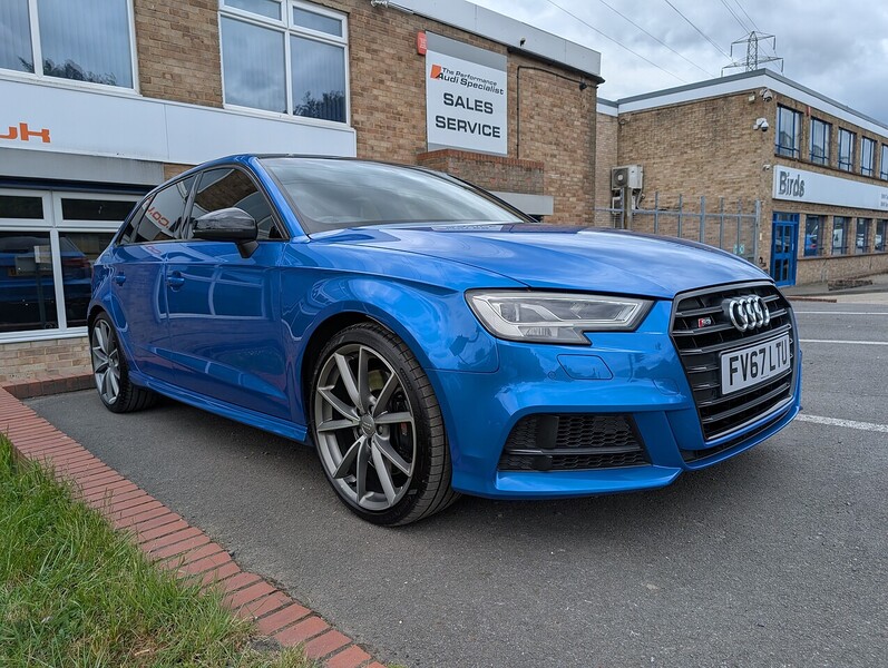 Audi 2.0 TFSI Black Edition Sportback 5dr Petrol S Tronic quattro Euro 6 (s/s) (310 ps)