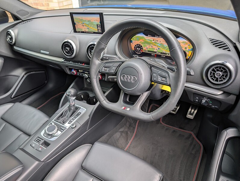 Audi 2.0 TFSI Black Edition Sportback 5dr Petrol S Tronic quattro Euro 6 (s/s) (310 ps)