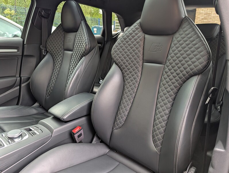 Audi 2.0 TFSI Black Edition Sportback 5dr Petrol S Tronic quattro Euro 6 (s/s) (310 ps)