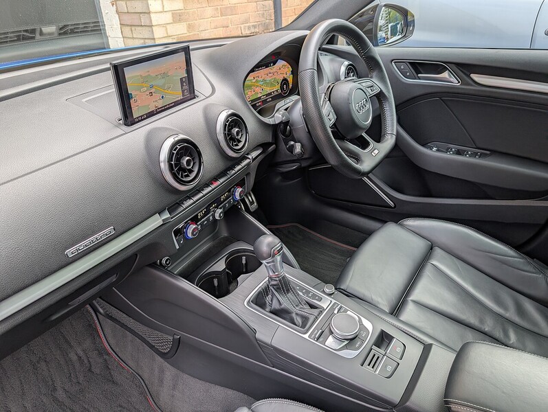 Audi 2.0 TFSI Black Edition Sportback 5dr Petrol S Tronic quattro Euro 6 (s/s) (310 ps)