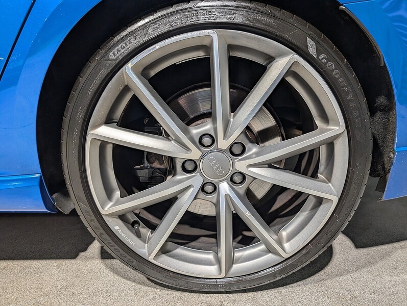 Audi 2.0 TFSI Black Edition Sportback 5dr Petrol S Tronic quattro Euro 6 (s/s) (310 ps)