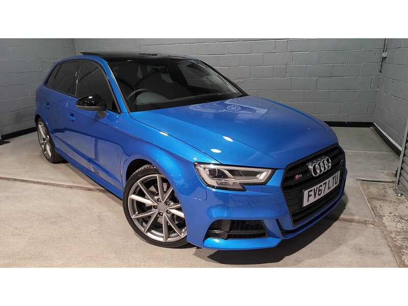 Audi 2.0 TFSI Black Edition Sportback 5dr Petrol S Tronic quattro Euro 6 (s/s) (310 ps)