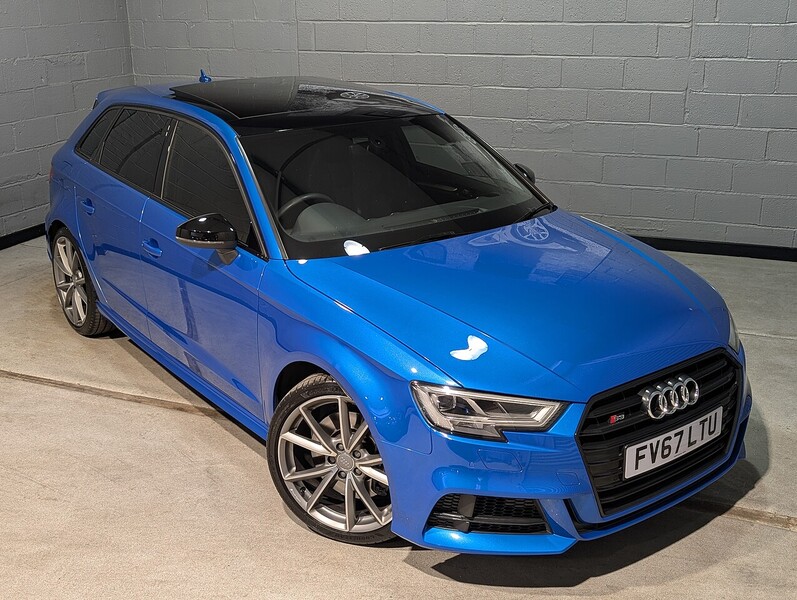 Audi 2.0 TFSI Black Edition Sportback 5dr Petrol S Tronic quattro Euro 6 (s/s) (310 ps)