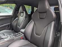 Audi RS4 Avant 4.2 FSI V8 Estate 5dr Petrol S Tronic quattro Euro 5 (450 ps) - U13628