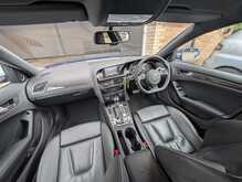 Audi RS4 Avant 4.2 FSI V8 Estate 5dr Petrol S Tronic quattro Euro 5 (450 ps) - U13628