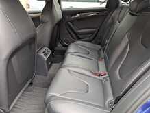 Audi RS4 Avant 4.2 FSI V8 Estate 5dr Petrol S Tronic quattro Euro 5 (450 ps) - U13628