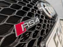 Audi RS4 Avant 4.2 FSI V8 Estate 5dr Petrol S Tronic quattro Euro 5 (450 ps) - U13628