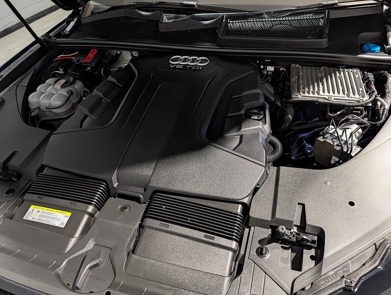 Audi 3.0 TDI V6 Black Edition SUV 5dr Diesel Tiptronic quattro Euro 6 (s/s) (272 ps)