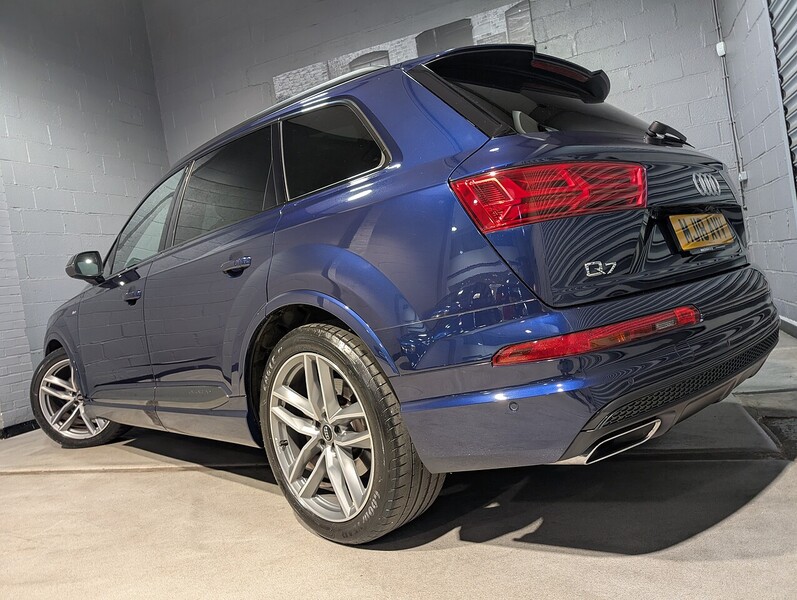 Audi 3.0 TDI V6 Black Edition SUV 5dr Diesel Tiptronic quattro Euro 6 (s/s) (272 ps)