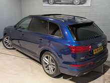 Audi Q7 3.0 TDI V6 Black Edition SUV 5dr Diesel Tiptronic quattro Euro 6 (s/s) (272 ps) - U13634
