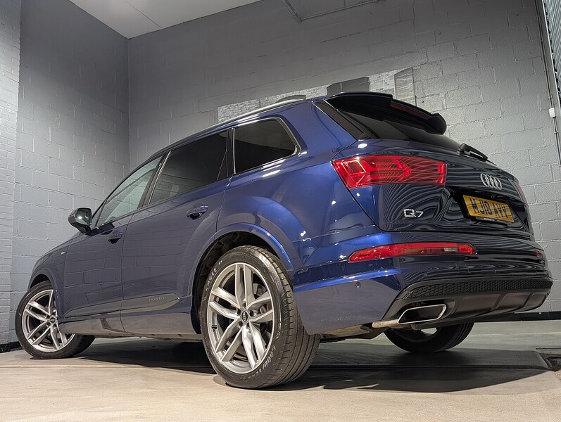 Audi 3.0 TDI V6 Black Edition SUV 5dr Diesel Tiptronic quattro Euro 6 (s/s) (272 ps)