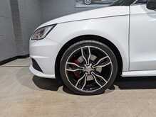 Audi S1 2.0 TFSI Sportback 5dr Petrol Manual quattro Euro 6 (s/s) (231 ps) - U13637
