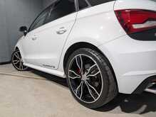 Audi S1 2.0 TFSI Sportback 5dr Petrol Manual quattro Euro 6 (s/s) (231 ps) - U13637