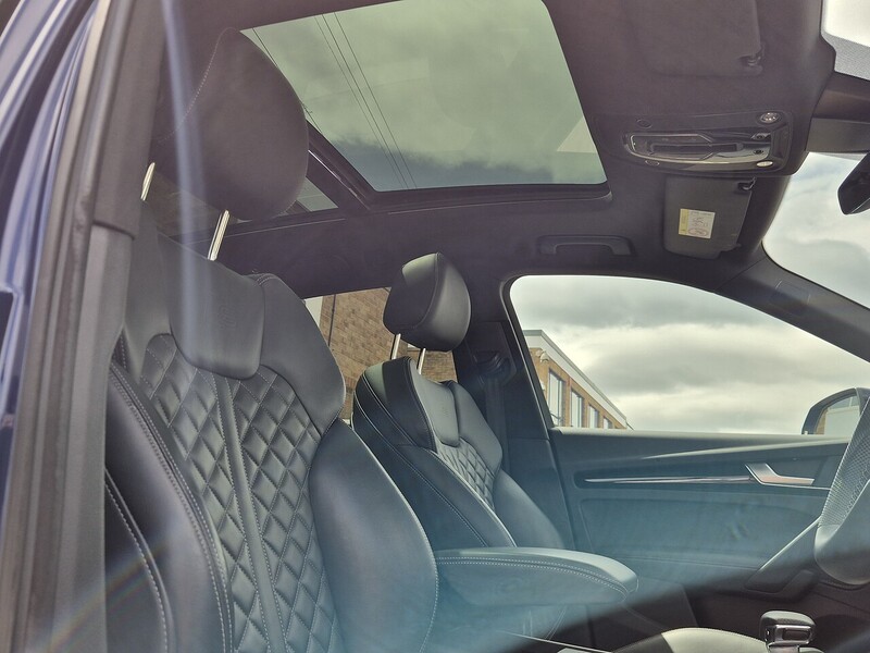 Audi Audi Q5 TFSI Vorsprung SUV 2.0 Automatic Petrol