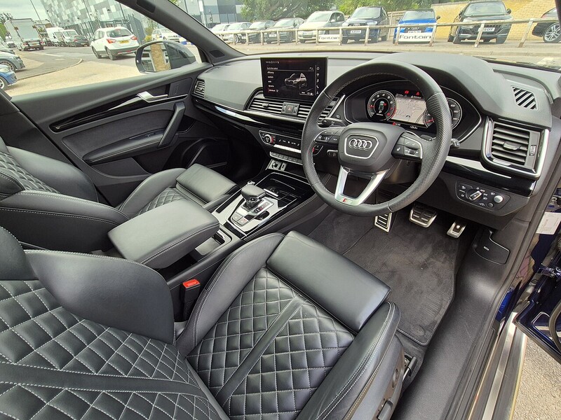 Audi Audi Q5 TFSI Vorsprung SUV 2.0 Automatic Petrol