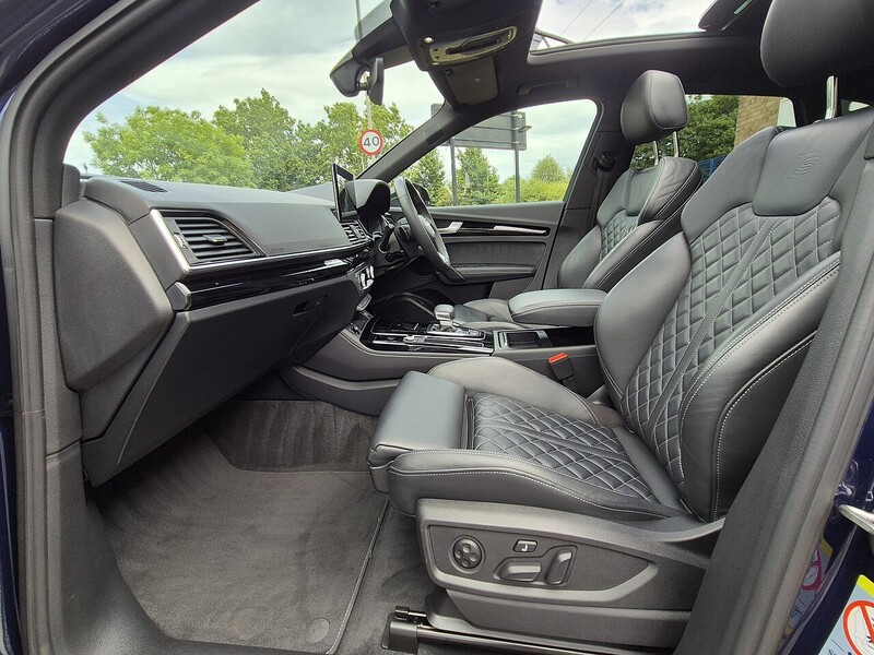 Audi Audi Q5 TFSI Vorsprung SUV 2.0 Automatic Petrol