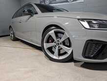 Audi S4 Avant 3.0 TDI V6 Black Edition Estate 5dr Diesel Tiptronic quattro Euro 6 (s/s) (347 ps) - U13643