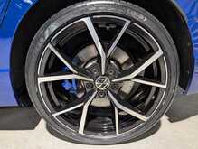 Volkswagen Golf 2.0 TSI R Hatchback 5dr Petrol DSG 4Motion Euro 6 (s/s) (320 ps) - U13646