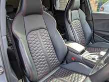 Audi RS4 Avant 2.9 TFSI V6 Estate 5dr Petrol Tiptronic quattro Euro 6 (s/s) (450 ps) - U13687