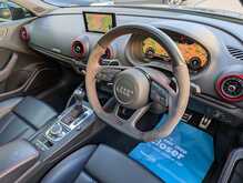 Audi RS3 2.5 TFSI Sportback 5dr Petrol S Tronic quattro Euro 6 (s/s) (400 ps) - U13689