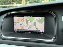 Volvo V40 T2 R-Design Pro - U10904