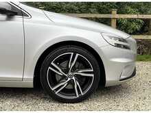 Volvo V40 T2 R-Design Pro - U10904