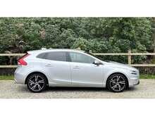 Volvo V40 T2 R-Design Pro - U10904