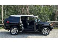 Toyota FJ CRUISER 4X4 - U10911
