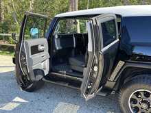 Toyota FJ CRUISER V6 - U10916