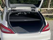 Mercedes-Benz CLS CLS220d AMG Line - U10917