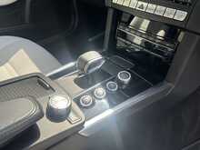 Mercedes-Benz E Class E63 V8 BiTurbo AMG S - U10923