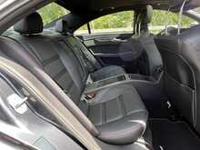 Mercedes-Benz CLS CLS400 V6 AMG Line - U10927