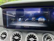 Mercedes-Benz E Class E400 V6 AMG Line - U10932
