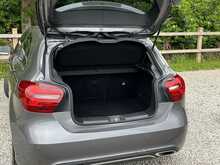 Mercedes-Benz A Class A200d Sport - U10940