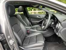 Mercedes-Benz A Class A200d Sport - U10940