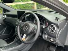 Mercedes-Benz A Class A200d Sport - U10940