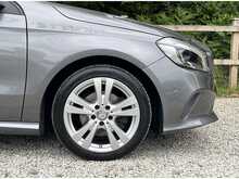 Mercedes-Benz A Class A200d Sport - U10940
