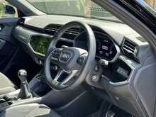 Audi Q3 TFSI CoD S line - U10947