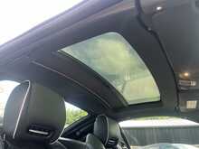 Mercedes-Benz SL SL500 V8 BlueEfficiency - U10956