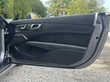 Mercedes-Benz SL SL500 V8 BlueEfficiency - U10956
