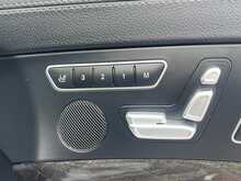 Mercedes-Benz SL SL500 V8 BlueEfficiency - U10956