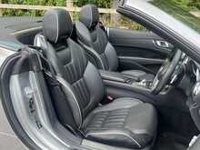 Mercedes-Benz SL SL500 V8 BlueEfficiency - U10956