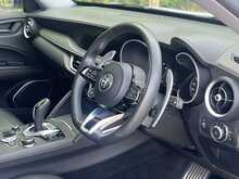Alfa Romeo Stelvio T Lusso Ti - U10960