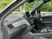 Mercedes-Benz GLE GLE350d V6 AMG Night Edition - U10975