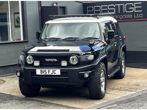 Toyota FJ Cruiser 2.2 TD Milano Edizione SUV 5dr Diesel Auto Q4 AWD Euro 6 (s/s) (210 ps)