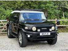 Toyota FJ Cruiser 4.0 V6 - U10976